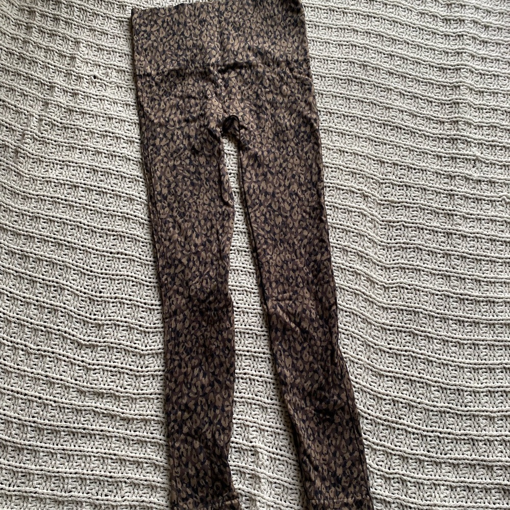 SPANX cheetah print leggings